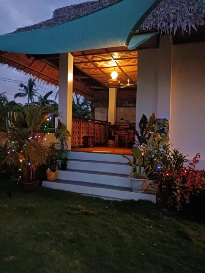 Weeroona Huts Homestay Pacifico San Isidro  Dış mekan fotoğraf