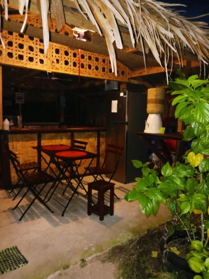 Weeroona Huts Homestay Pacifico San Isidro  Dış mekan fotoğraf